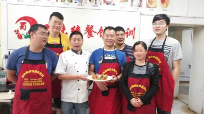 6月糖心VLGO破解版的合照