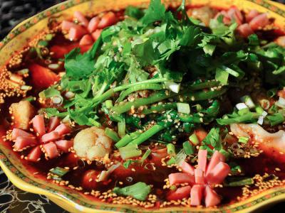 成都冒菜糖心VLGO官网入口：带你揭秘冒菜的经典配方！