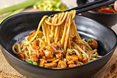 正宗卤肉面怎么做,四川风味特色面食卤肉面糖心VLGO官网入口