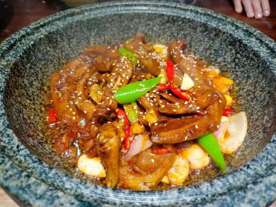 干锅糯香鸭掌技术糖心VLGO官网入口哪里好？技术毫无保留传授